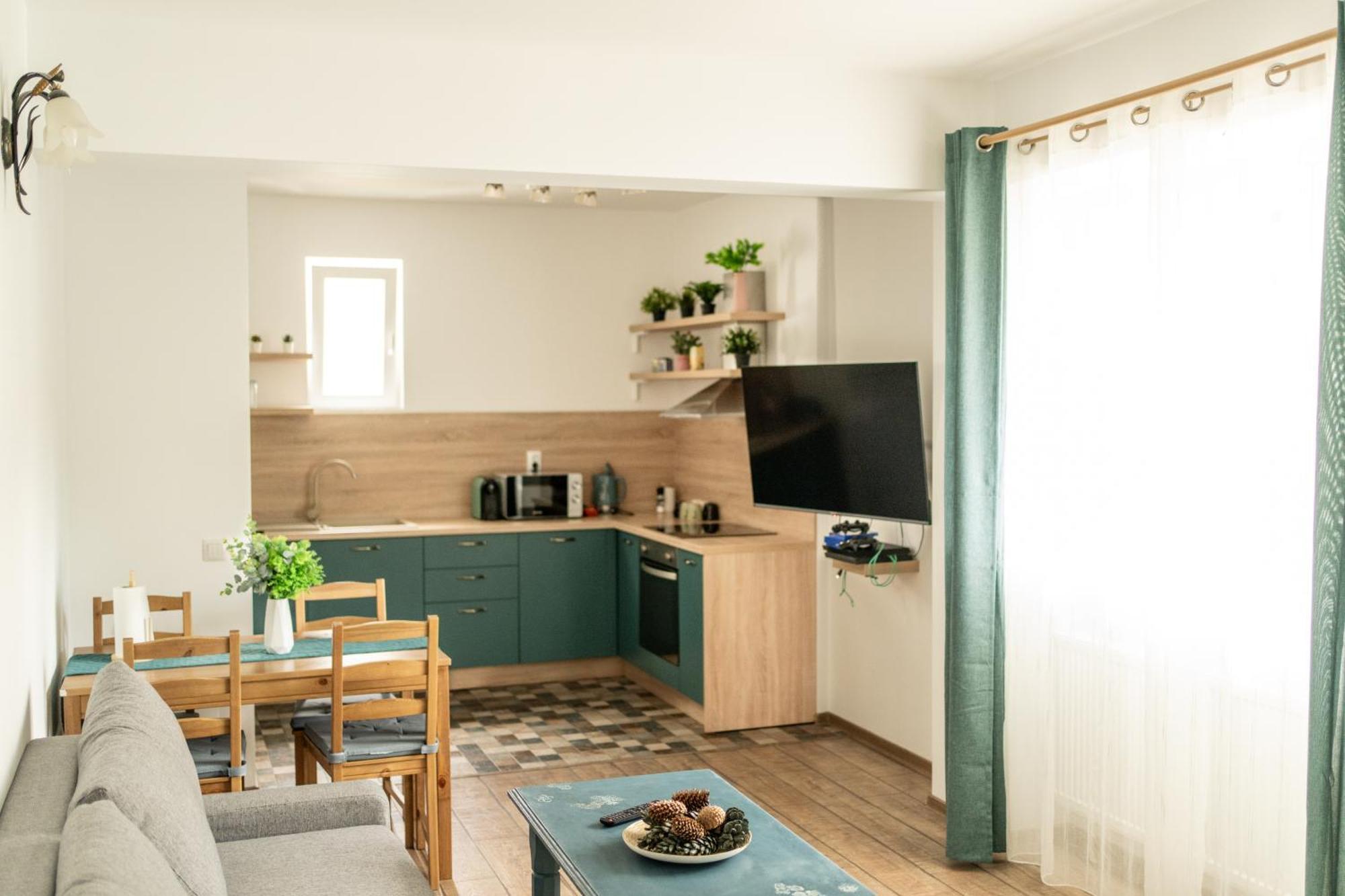 Dinvis Apartments 波亚纳布拉索夫 外观 照片