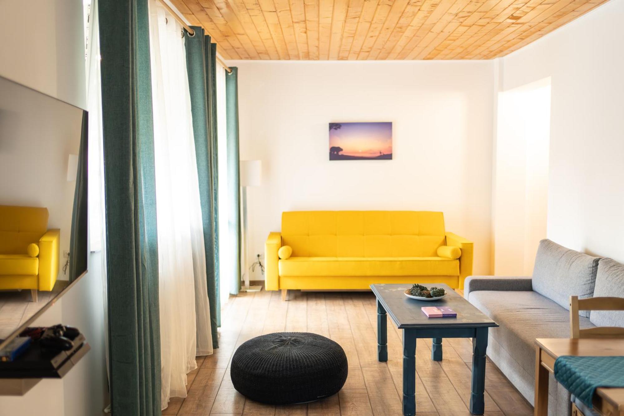 Dinvis Apartments 波亚纳布拉索夫 外观 照片