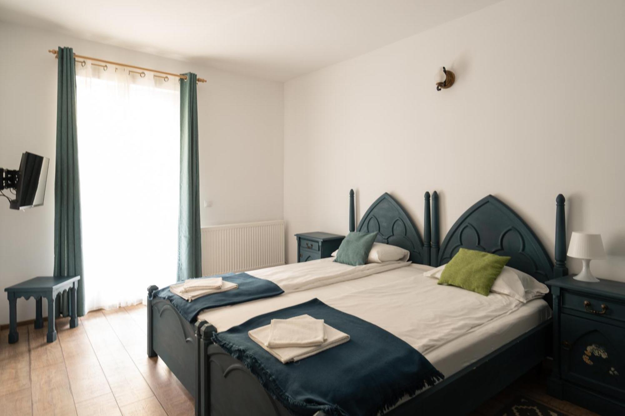 Dinvis Apartments 波亚纳布拉索夫 外观 照片
