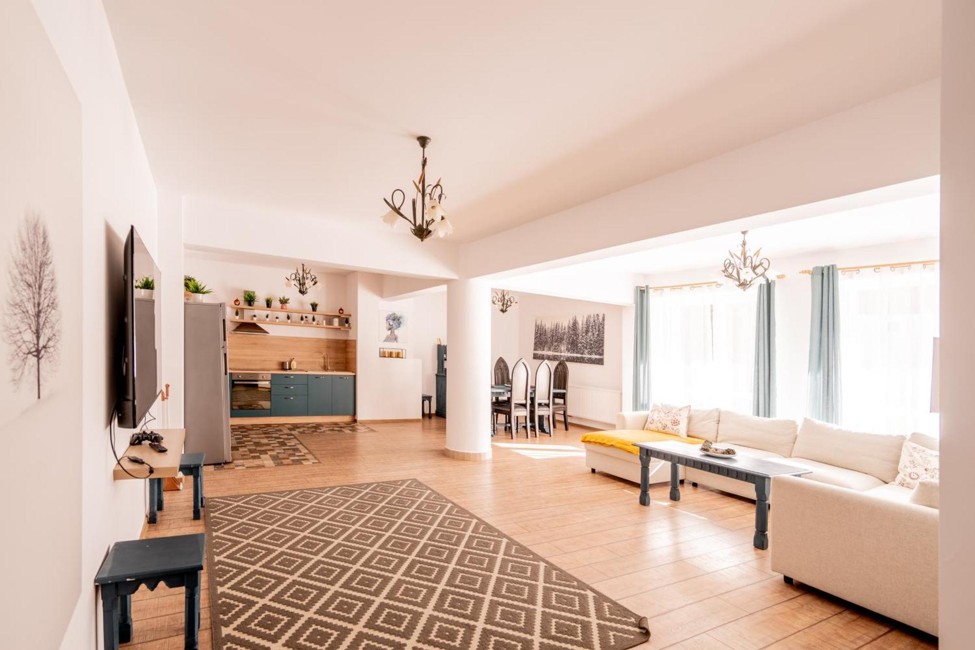 Dinvis Apartments 波亚纳布拉索夫 外观 照片