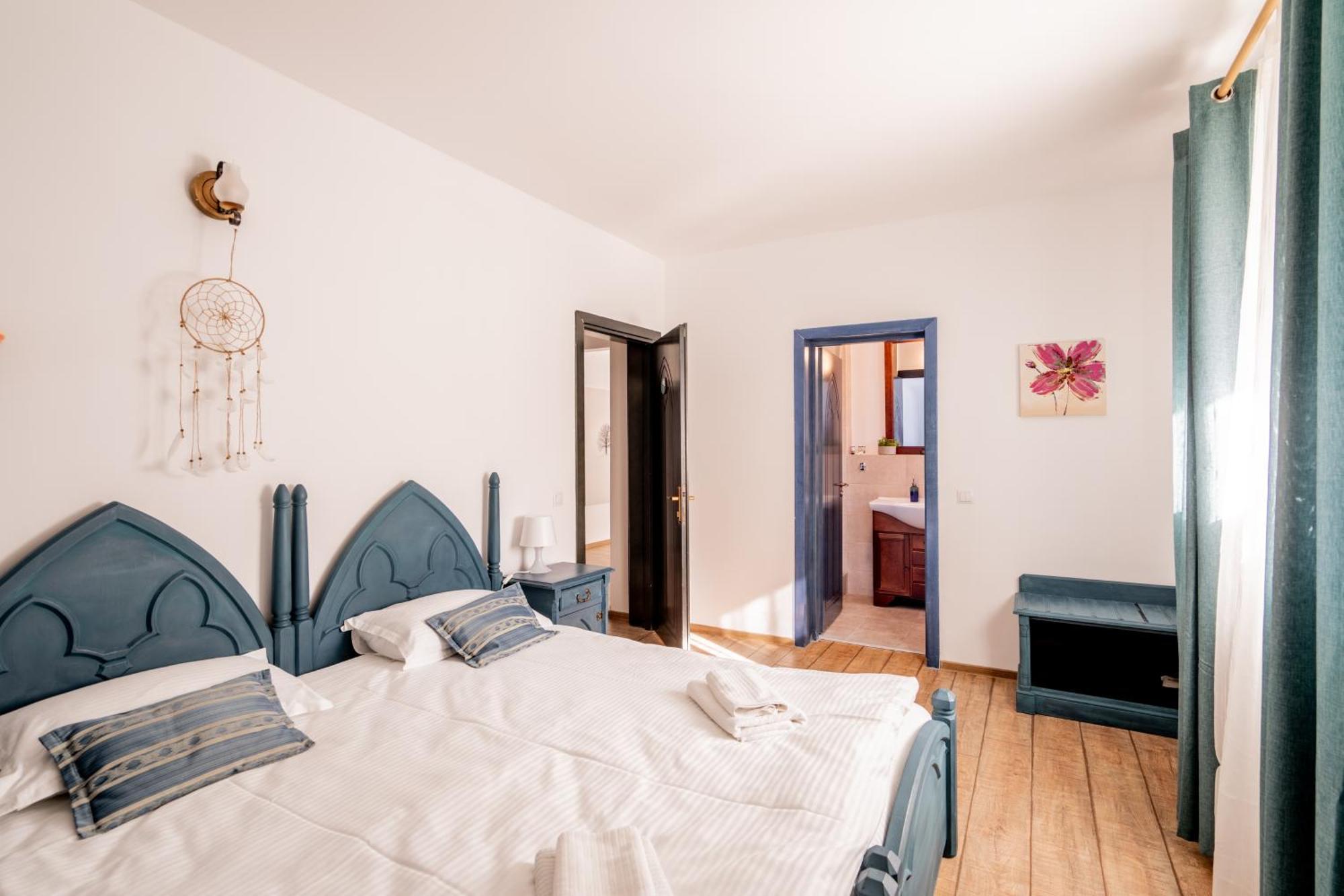Dinvis Apartments 波亚纳布拉索夫 外观 照片