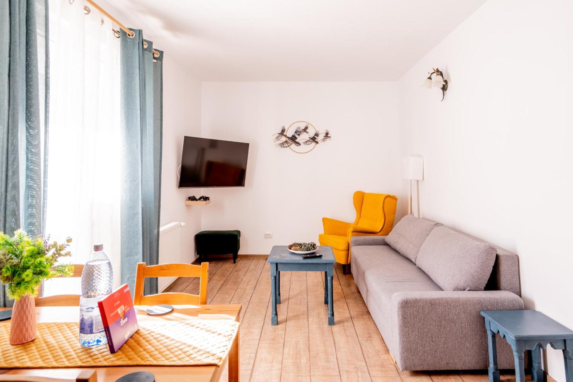 Dinvis Apartments 波亚纳布拉索夫 外观 照片